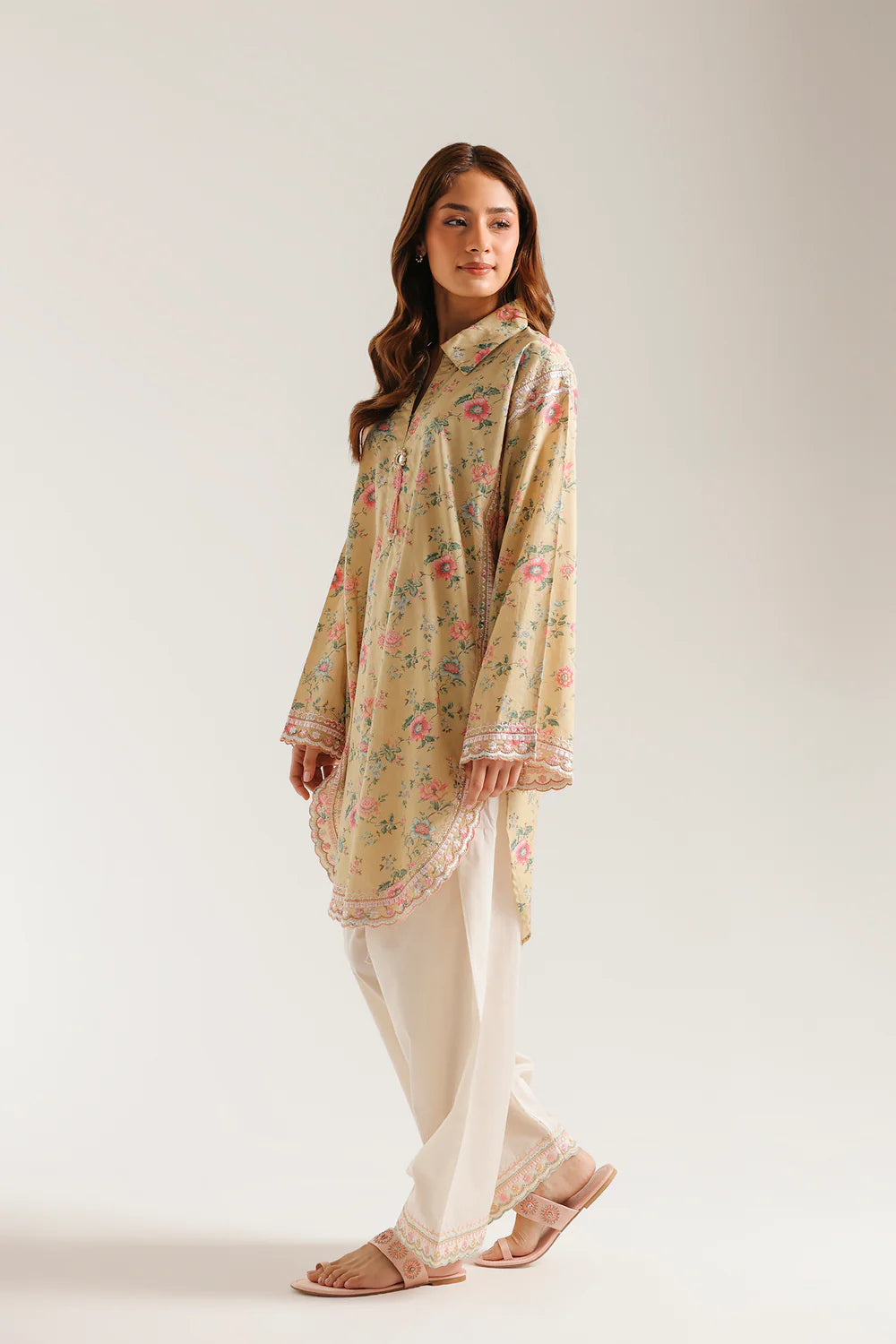 EMBROIDERED SUIT